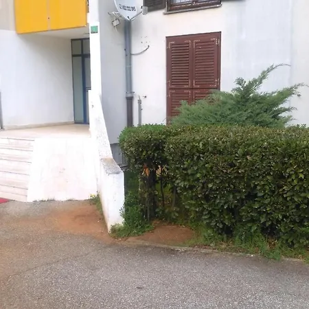 Apartment Lair By The Sea - Stoja, Pula