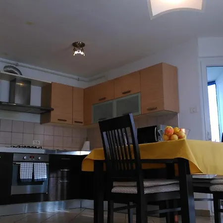 Apartment Lair By The Sea - Stoja, Pula